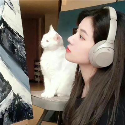 家政妇看见了!